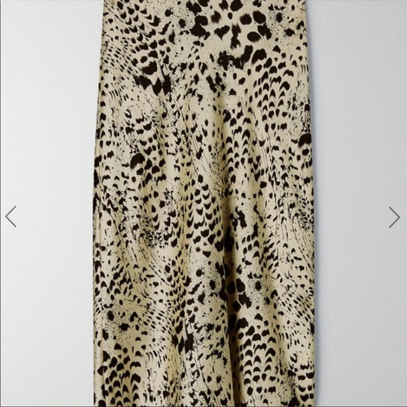 NEOT Aritzia MIDI Leopard Silky Slip skirt - Picture 6 of 12